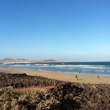 Casa Margarita - Shared Pool - Close To Seafront Promenade * Punta Mujeres