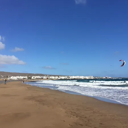 Casa Margarita - Shared Pool - Close To Seafront Promenade Villa *