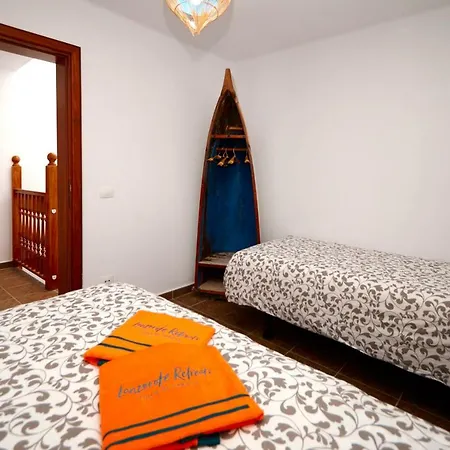 Villa Casa Margarita - Shared Pool - Close To Seafront Promenade Punta Mujeres