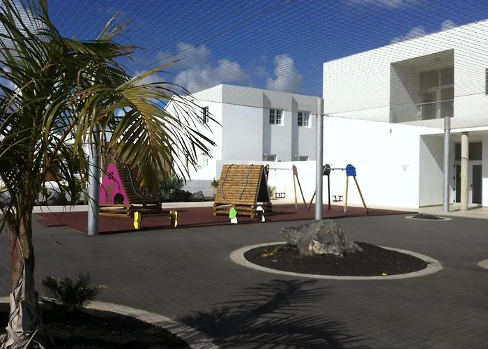 Casa Margarita - Shared Pool - Close To Seafront Promenade *