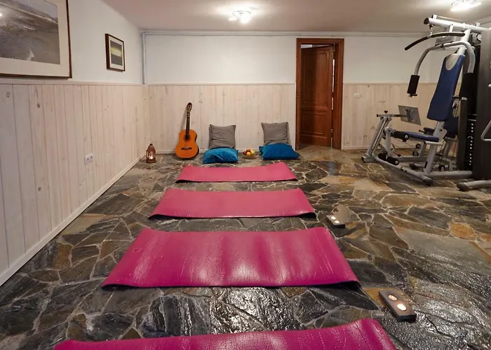 Вилла Casa Margarita - Shared Pool - Close To Seafront Promenade Пунта-де-Мухерес