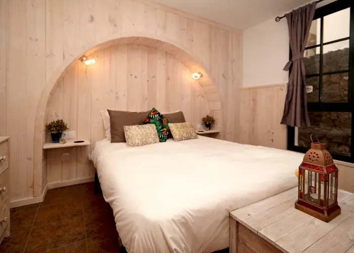 Casa Margarita - Shared Pool - Close To Seafront Promenade Вилла