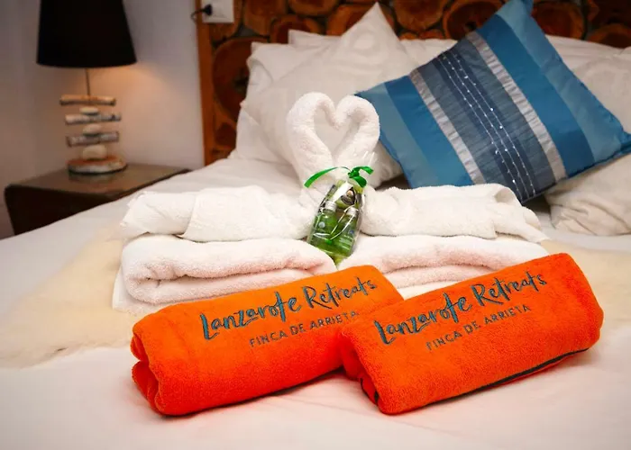 Casa Margarita - Shared Pool - Close To Seafront Promenade Вилла