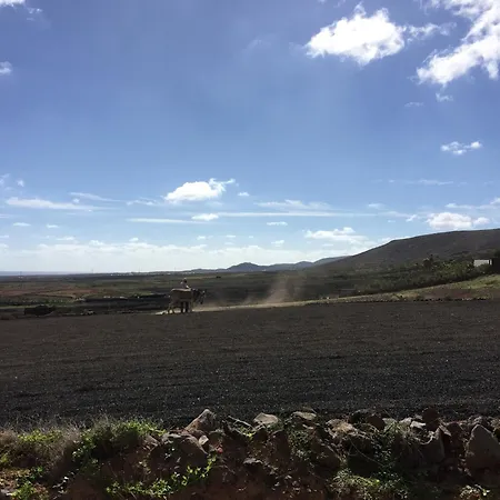 Casa Margarita - Shared Pool - Close To Seafront Promenade Villa