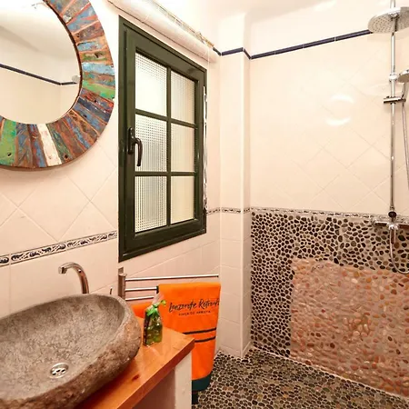 Casa Margarita - Shared Pool - Close To Seafront Promenade Punta Mujeres