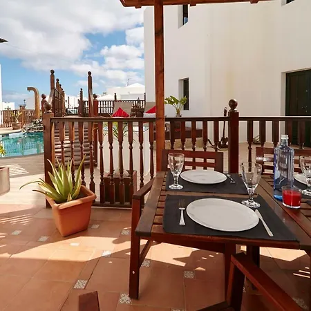 Casa Margarita - Shared Pool - Close To Seafront Promenade Villa *