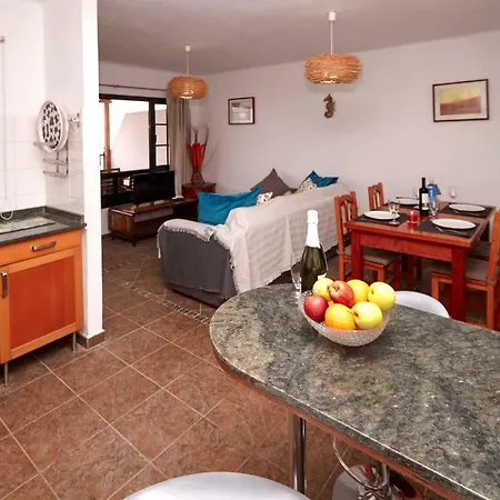 Casa Margarita - Shared Pool - Close To Seafront Promenade Punta Mujeres