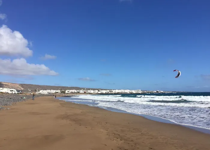 Casa Margarita - Shared Pool - Close To Seafront Promenade Villa *