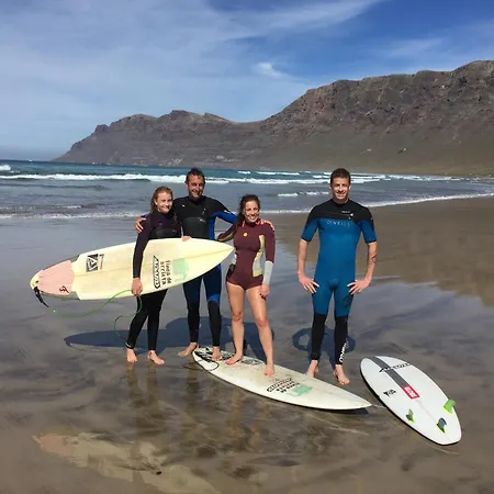 Villa Casa Margarita - Shared Pool - Close To Seafront Promenade Punta Mujeres