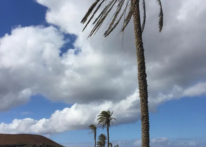 Villa Casa Margarita - Shared Pool - Close To Seafront Promenade